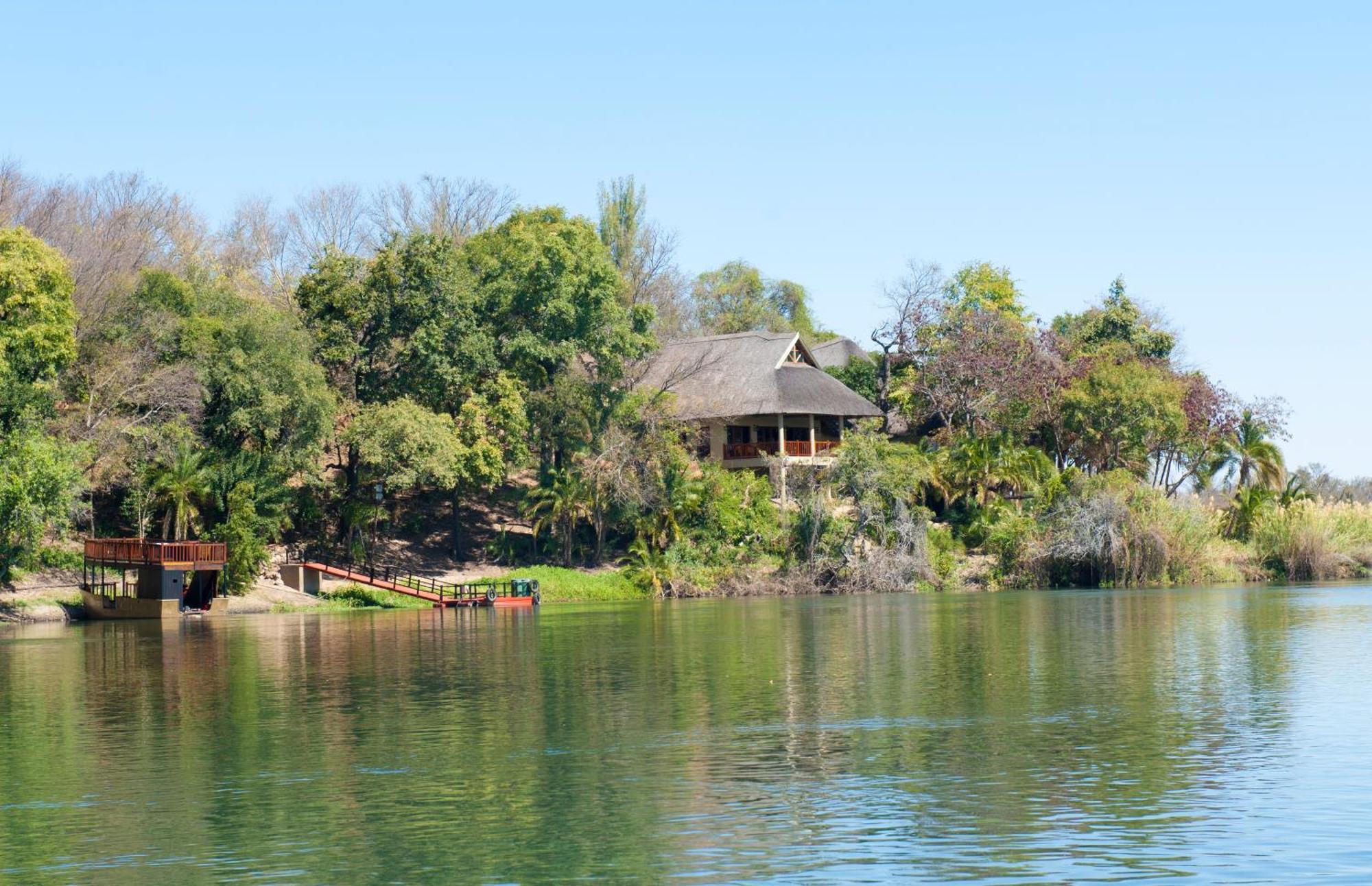 Divava Okavango Resort & Spa Bagani ภายนอก รูปภาพ